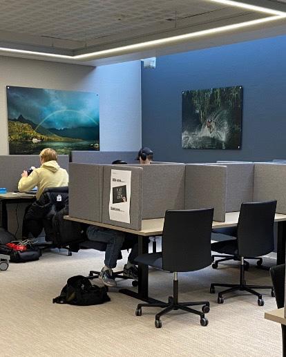 Reading room area with chairs and desks