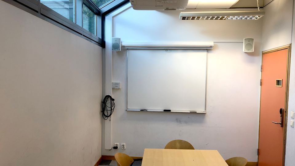 Møterom med hvitboard