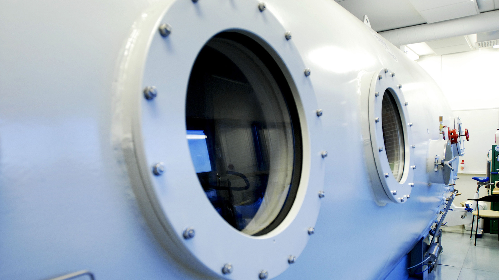 Altitude chamber in the physiology lab
