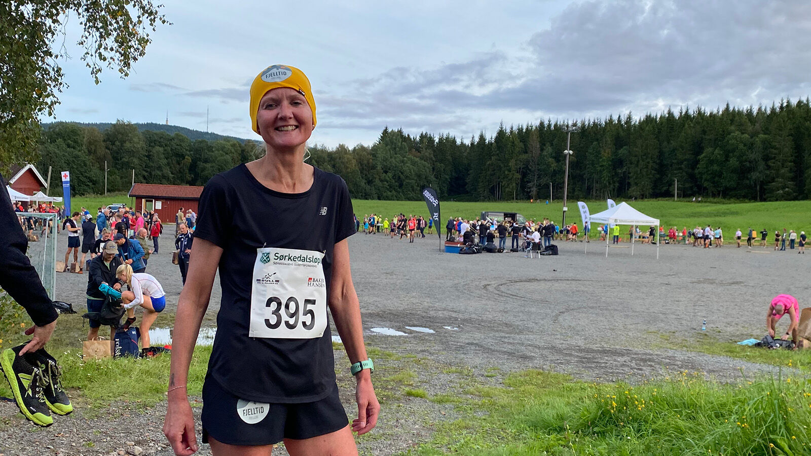 Woman competes in a running competition