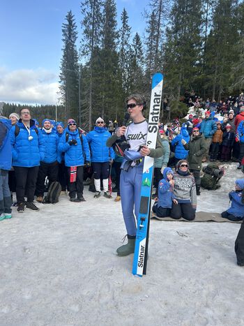 rekreasjon ,ski utstyr ,vintersport ,snø ,vinter.