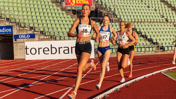 sko ,sportsuniform ,shorts ,friidrett ,sport godt.