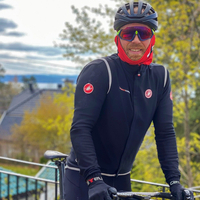 Gøran Paulsen i sykkelklær med vintersykkel