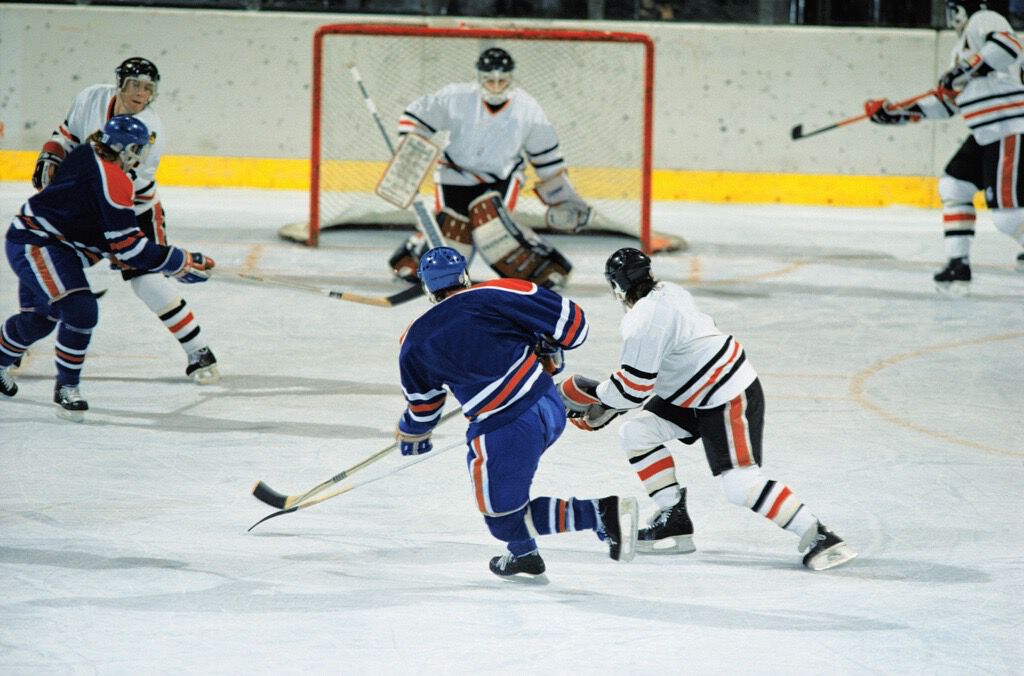 Hockeyspillere på is