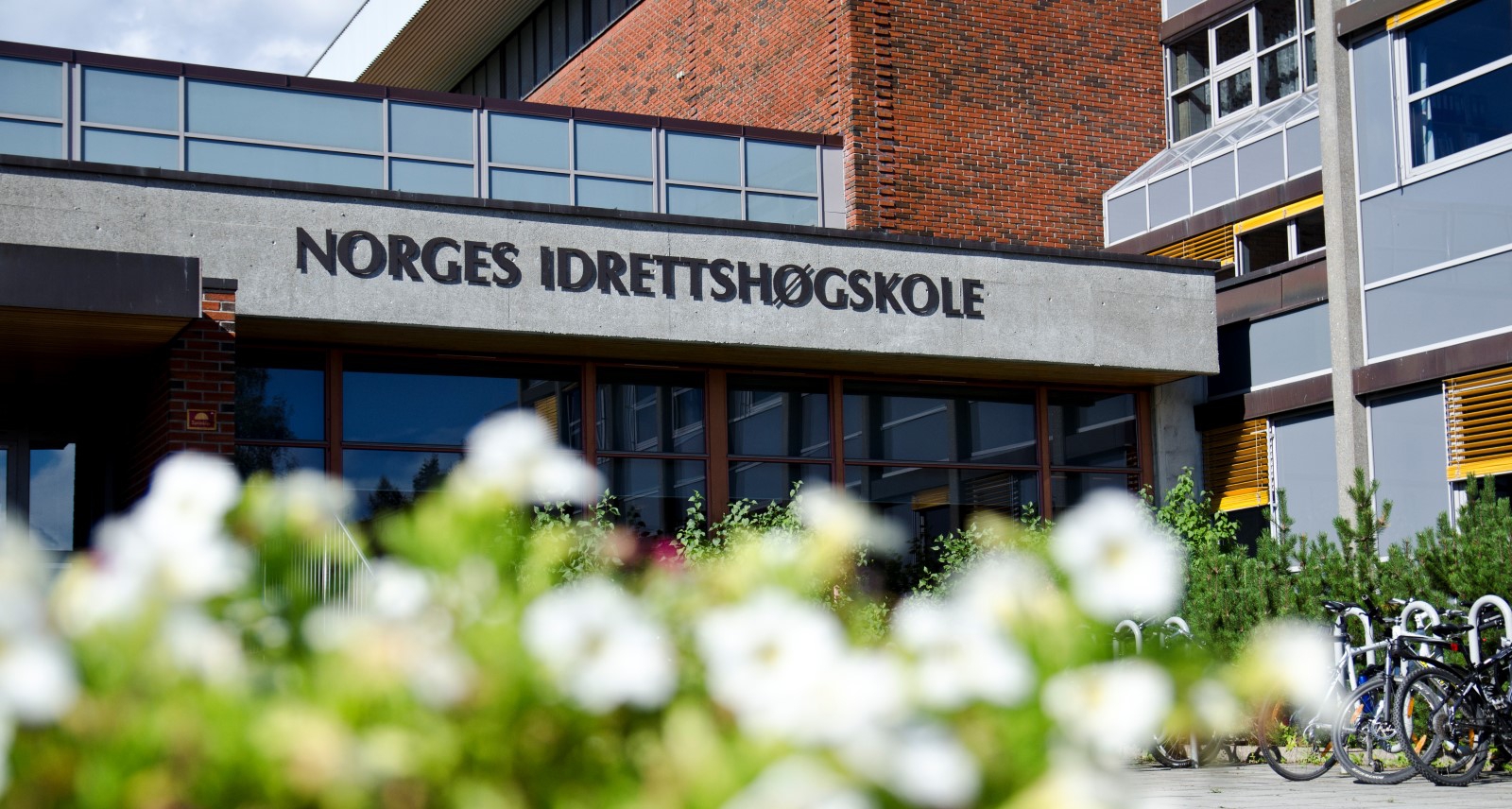 Main entrance at the Norwegian School of Sport Sciences
