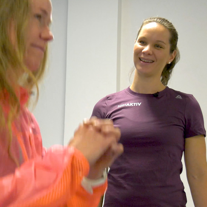 Christina Gjestvang veileder i treningssenteret