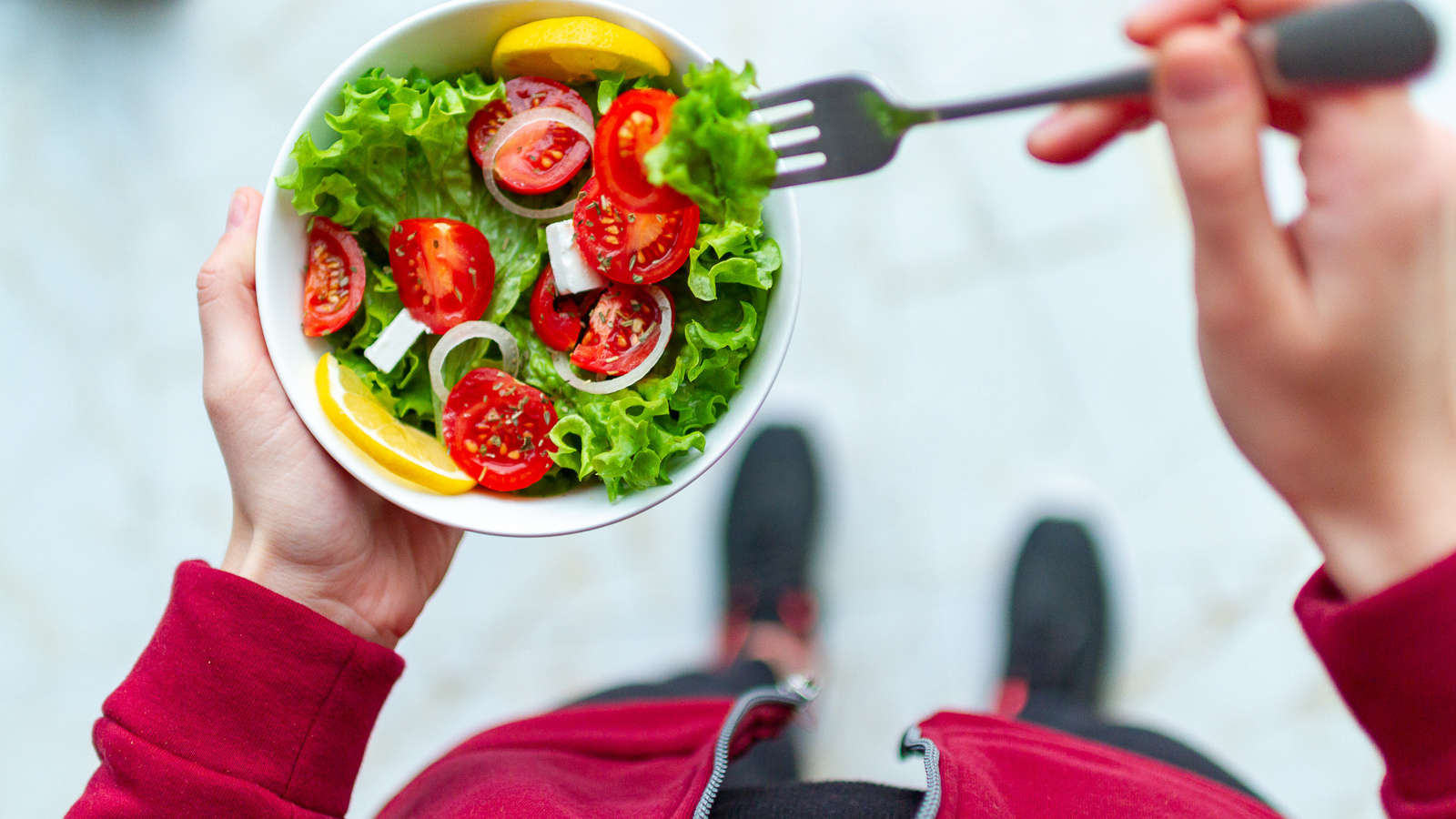 Skål med salat.